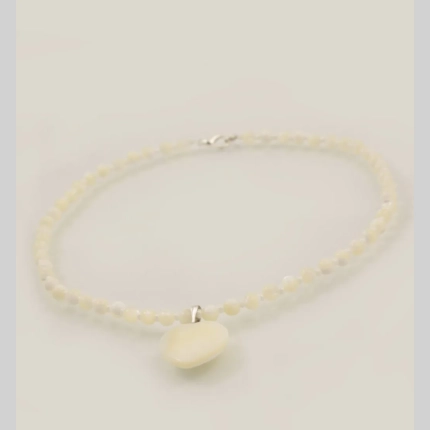 Детско колие от седеф