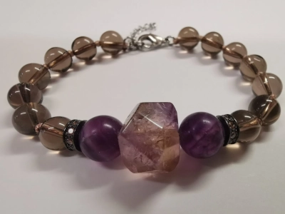 Гривна от опушен кварц и флуорит