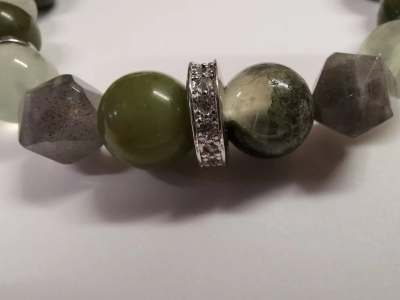 Гривна пренит, нефрит и лабрадорит - Image 2