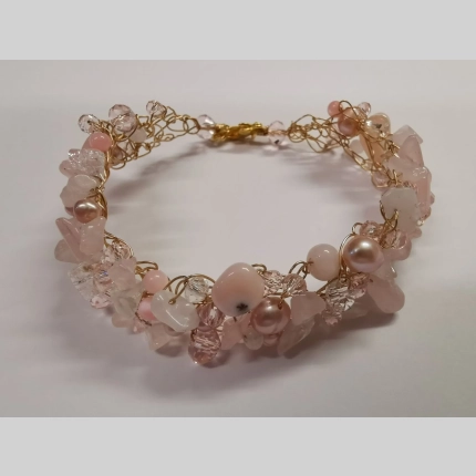 Плетена гривна от розов опал