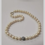 Колие от речни перли "Циркон"