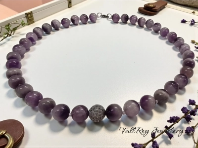 Колие от аметист и циркон