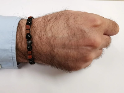 Гривна от оникс и червен яспис - Image 2